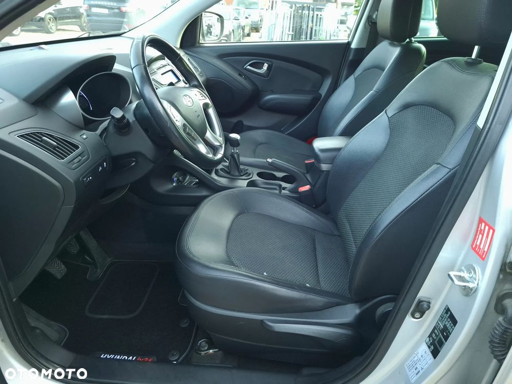 Hyundai ix35 2.0 2WD Style - 17