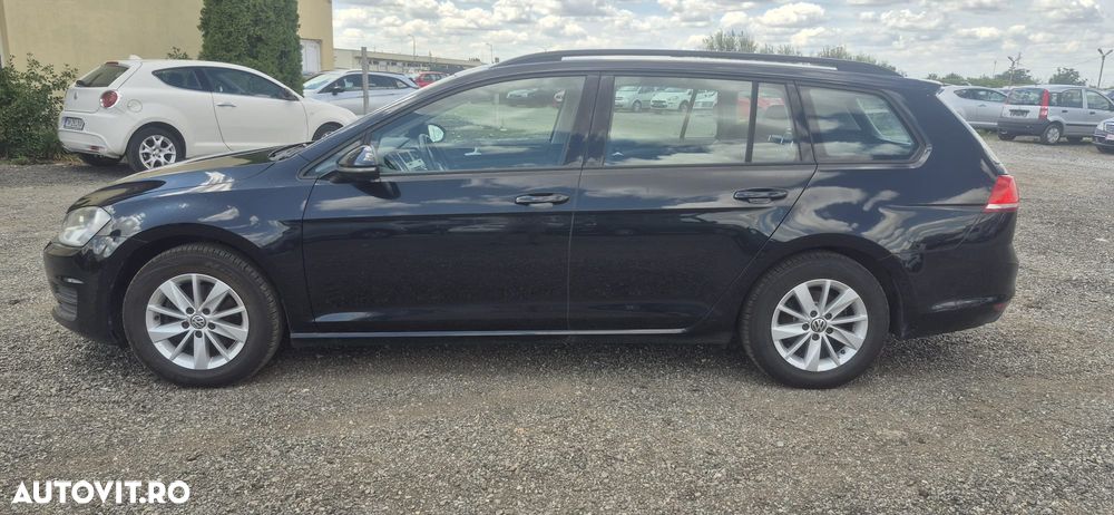 Volkswagen Golf - 11