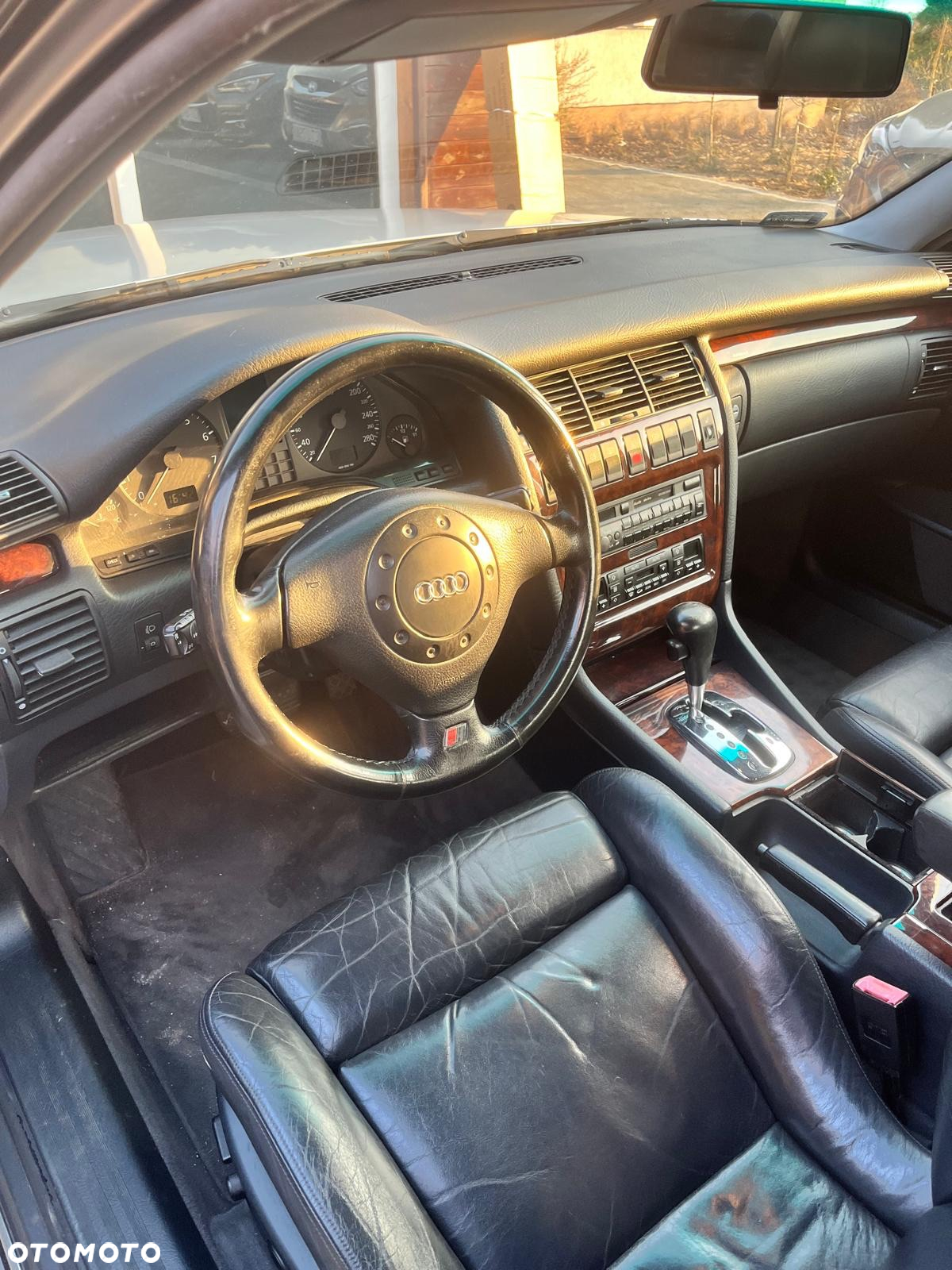 Audi A8 - 10