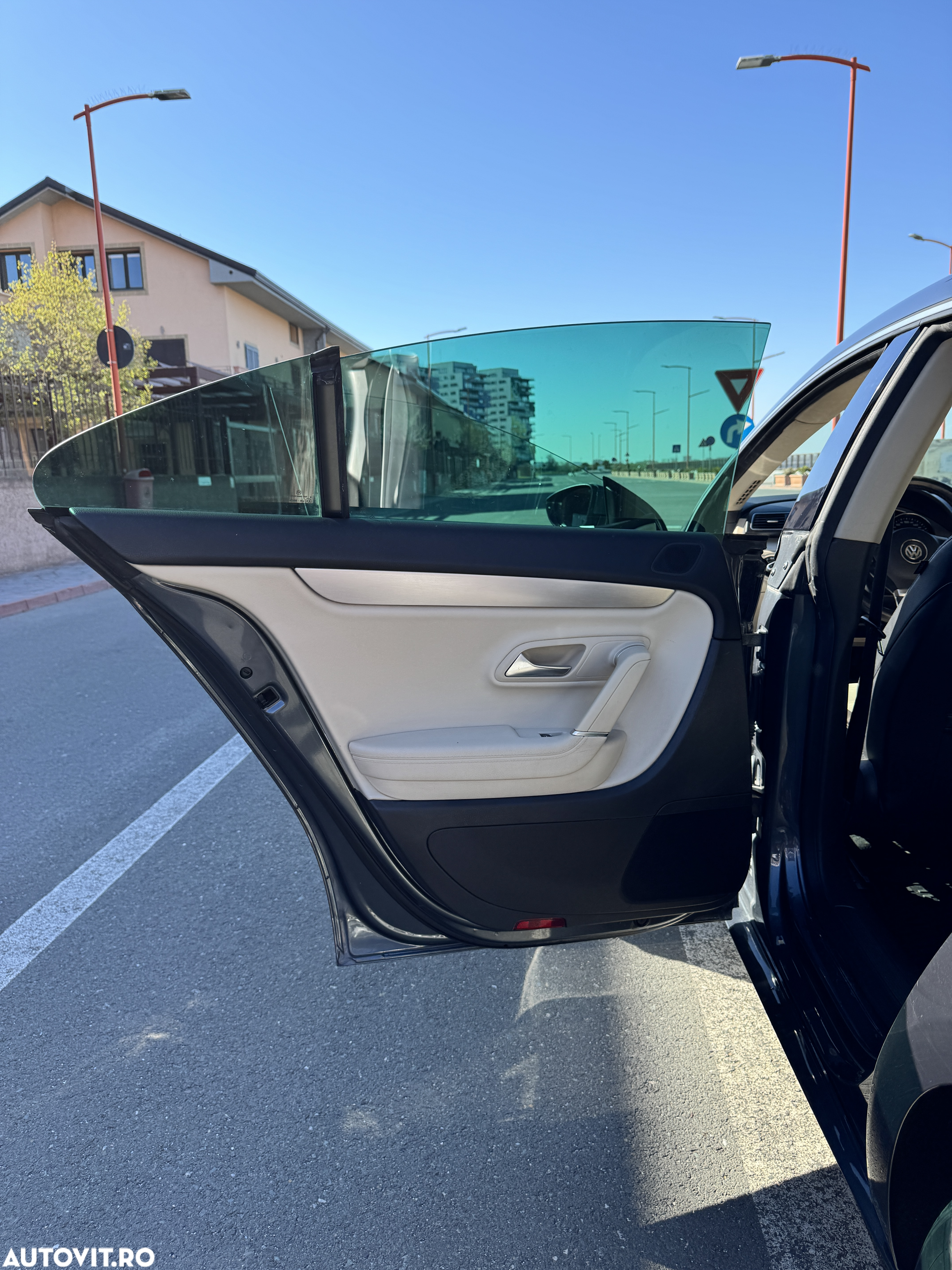 Volkswagen Passat CC 2.0 TDI DSG Blue TDI - 9