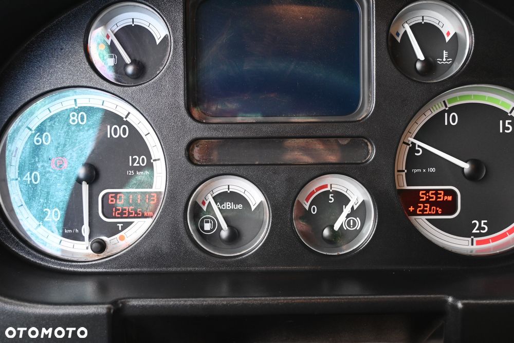 DAF CF 85.410 - 11