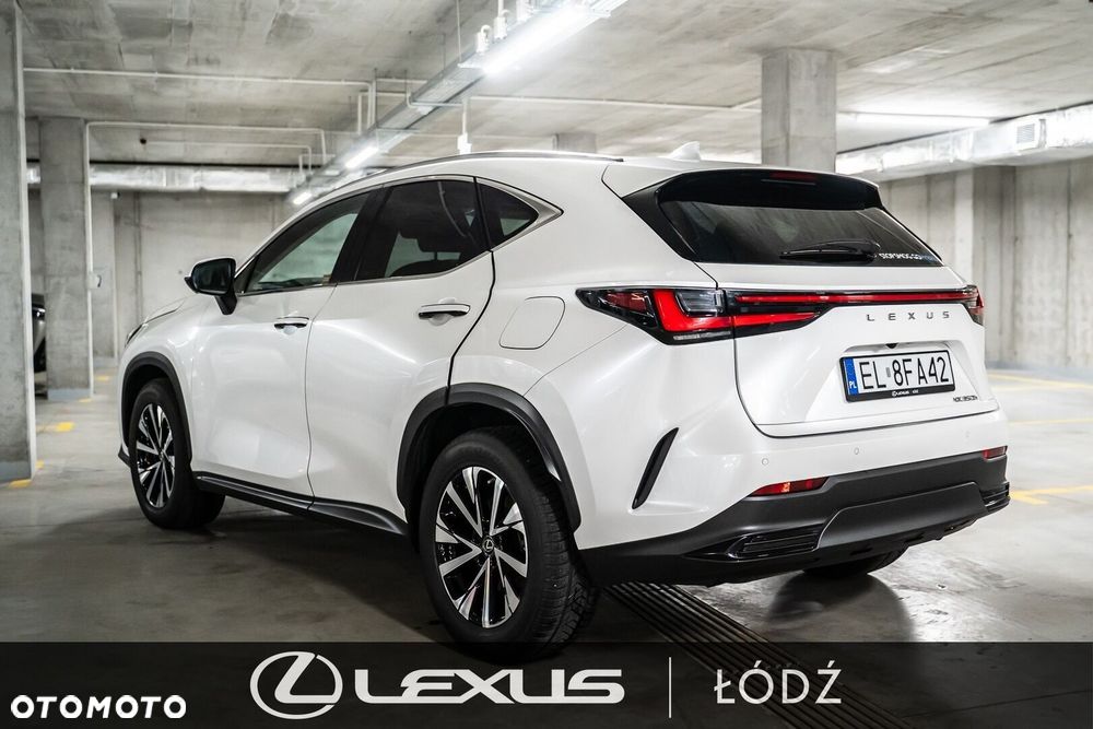Lexus NX 350h Prestige AWD - 4