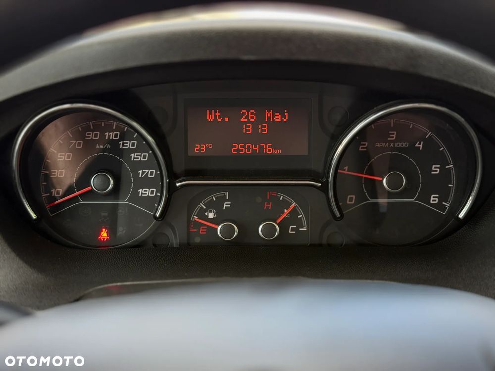 Fiat Ducato 2.3 131KM / Kontener 4,2m 8EP + Winda Palfinger 750kg / 250.476KM PRZEBIEG / 2019 ROK PRODUKCJI / ZAREJESTROWANY W PL / PO PRZEGLĄDZIE UDT / GOTOWY DO PRACY ! - 34