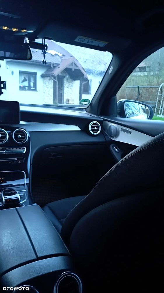 Mercedes-Benz GLC - 10