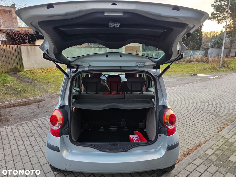 Renault Modus 1.6 16V Dynamique - 9