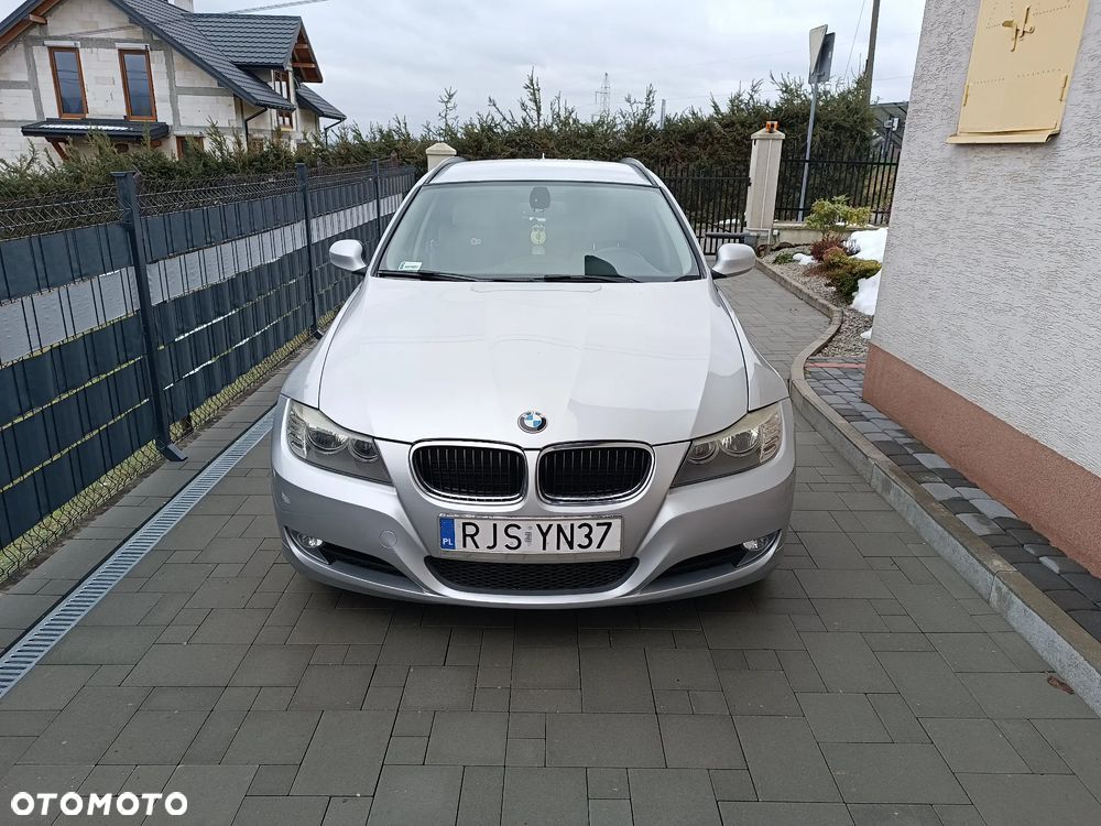 BMW Seria 3 320d Efficient Dynamics - 3