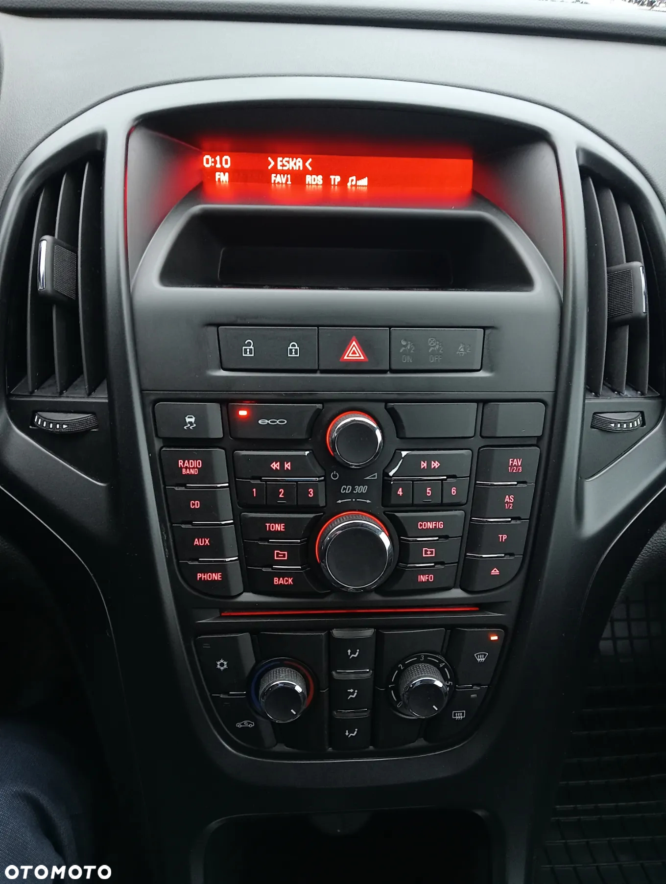 Opel Astra IV 1.6 CDTI Essentia - 7