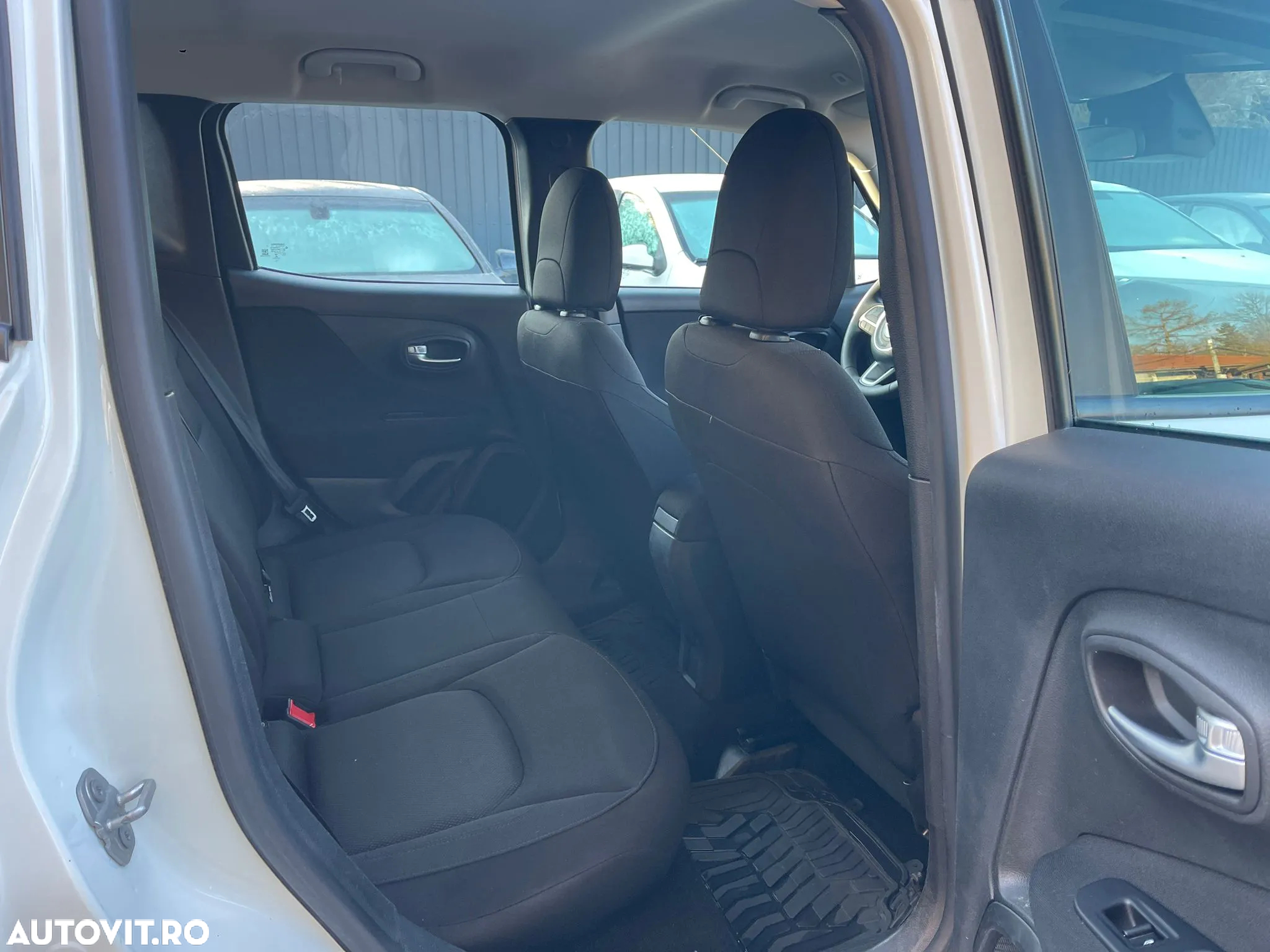 Jeep Renegade 1.0 Turbo 4x2 M6 Sport - 7
