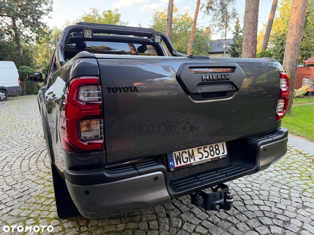 Toyota Hilux 2.8 D-4D mHEV Double Cab Invincible 4x4 - 5
