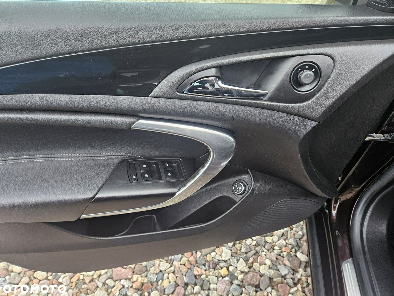 Opel Insignia - 17