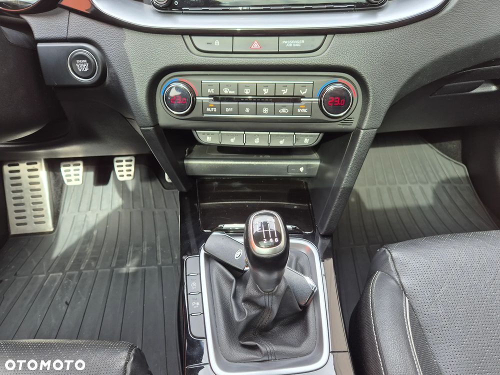 Kia XCeed - 34