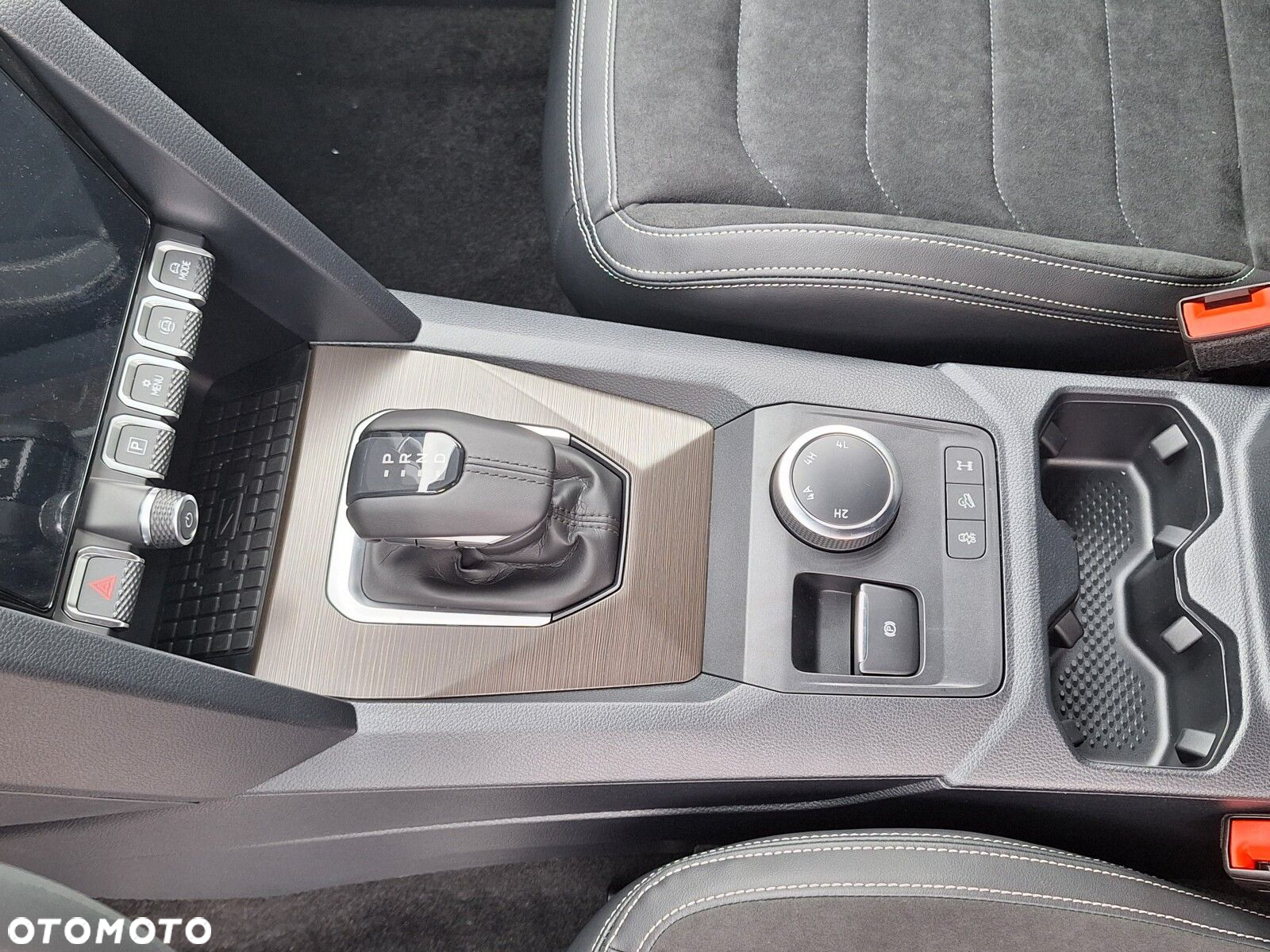 Volkswagen Amarok - 16