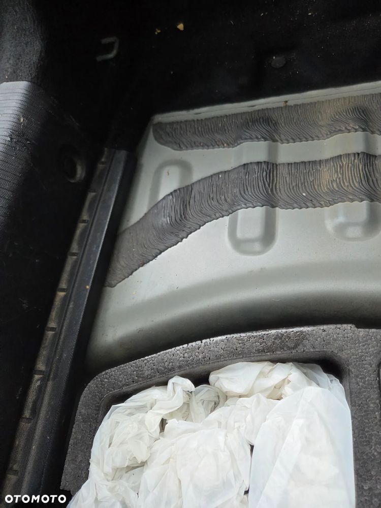 Peugeot 508 BlueHDi 130 Active Business-Paket - 18