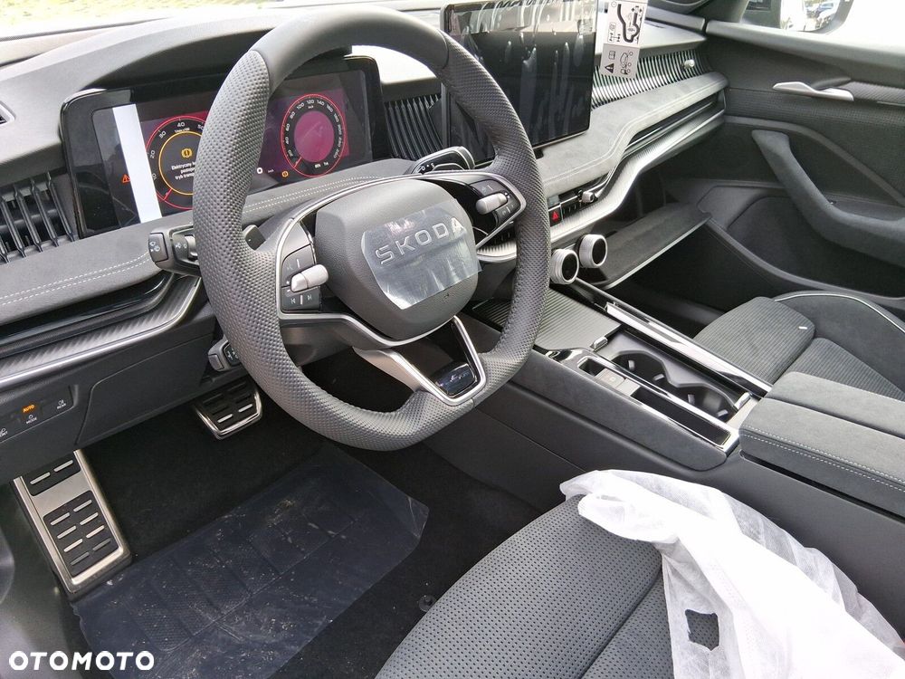 Skoda Superb 2.0 TSI Sportline DSG - 5