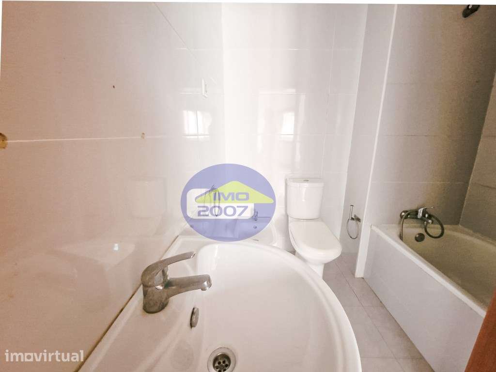 Apartamento T3 em Canelas - Grande imagem: 3/26