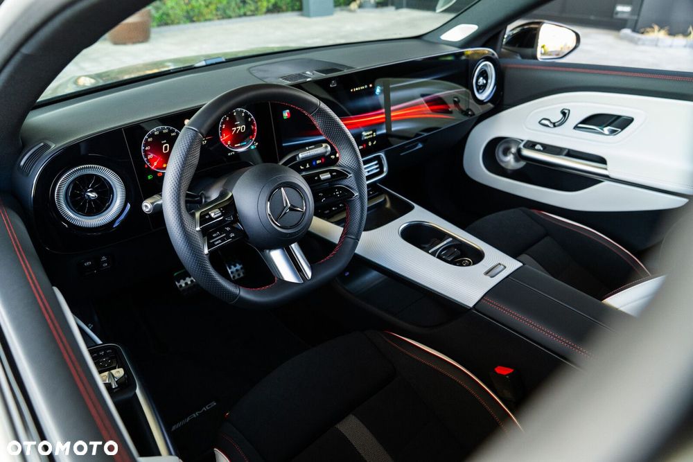 Mercedes-Benz CLA 200 mHEV 8G-DCT - 12