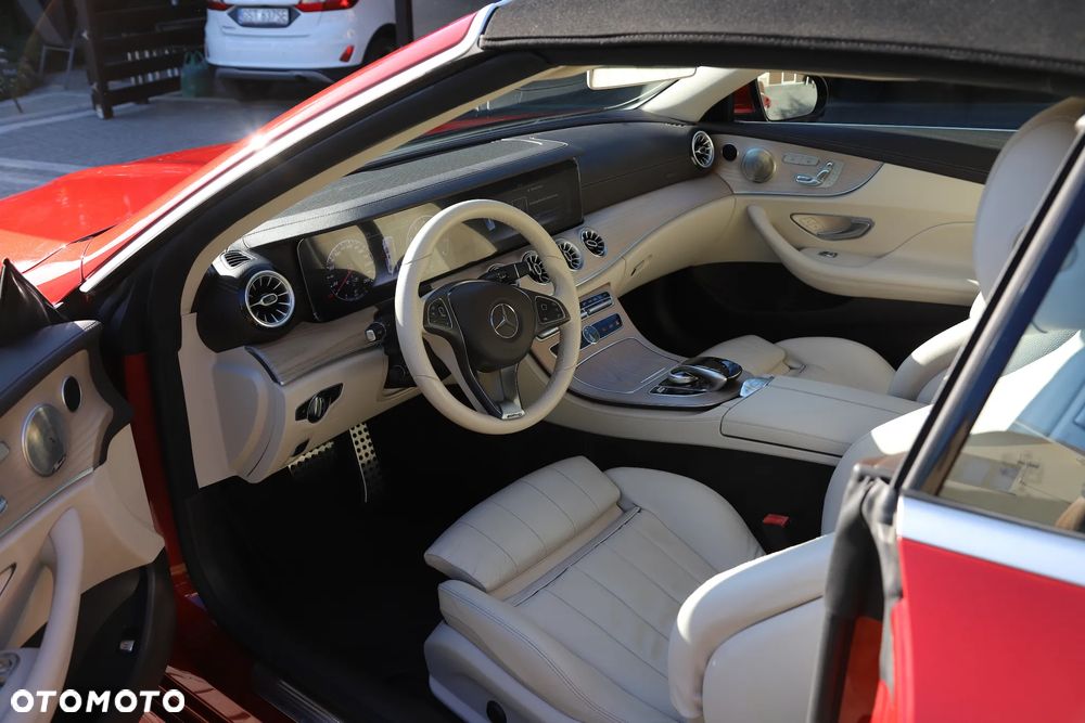 Mercedes-Benz Klasa E 400 4-Matic 9G-TRONIC - 13