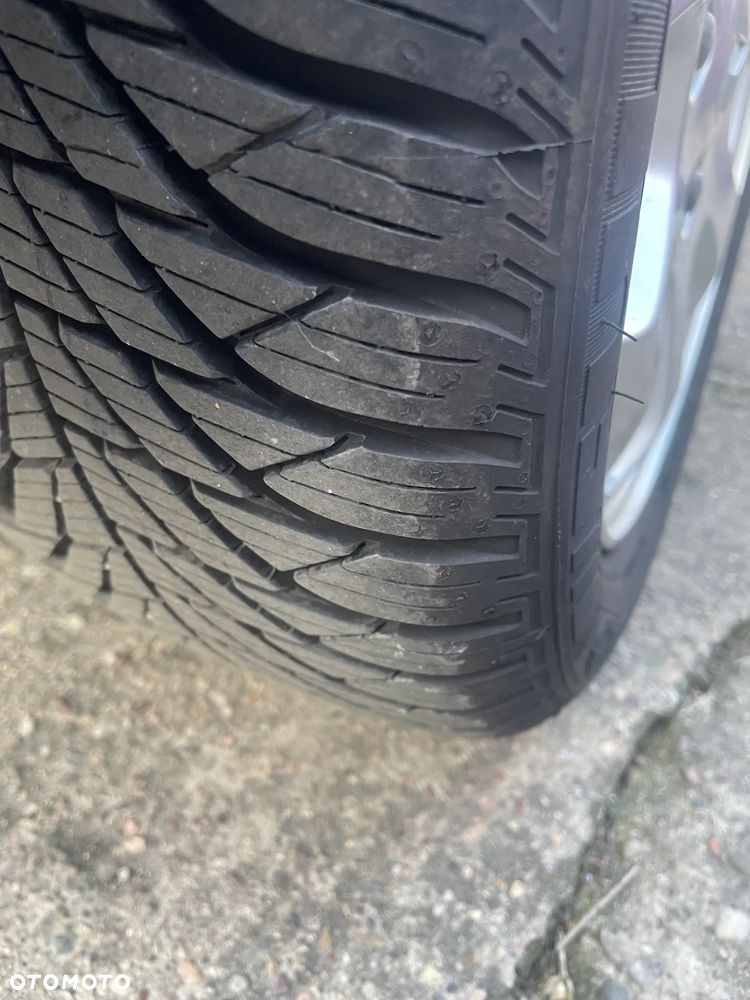 Mitsubishi Colt 1.3 Inform - 11