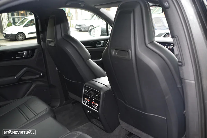 Porsche Cayenne Coupé - 51