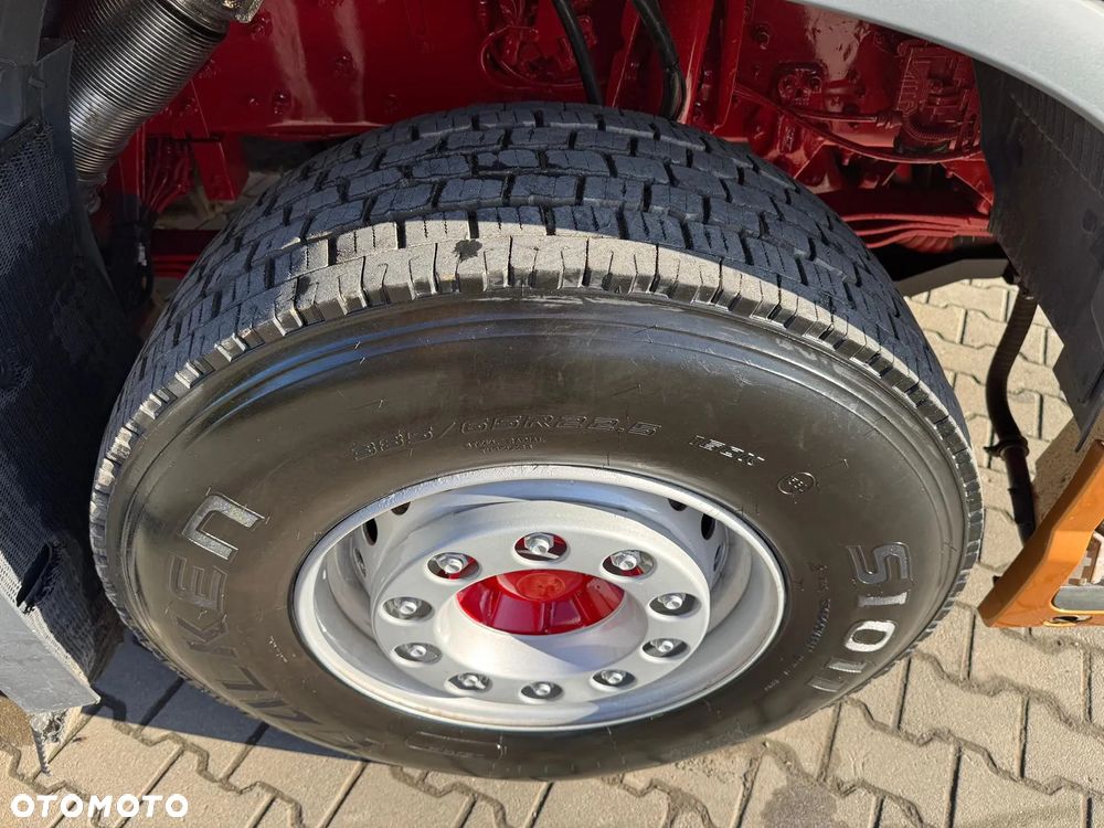 Volvo FH16 750 8x4 POJAZD DO DRZEWA - 33