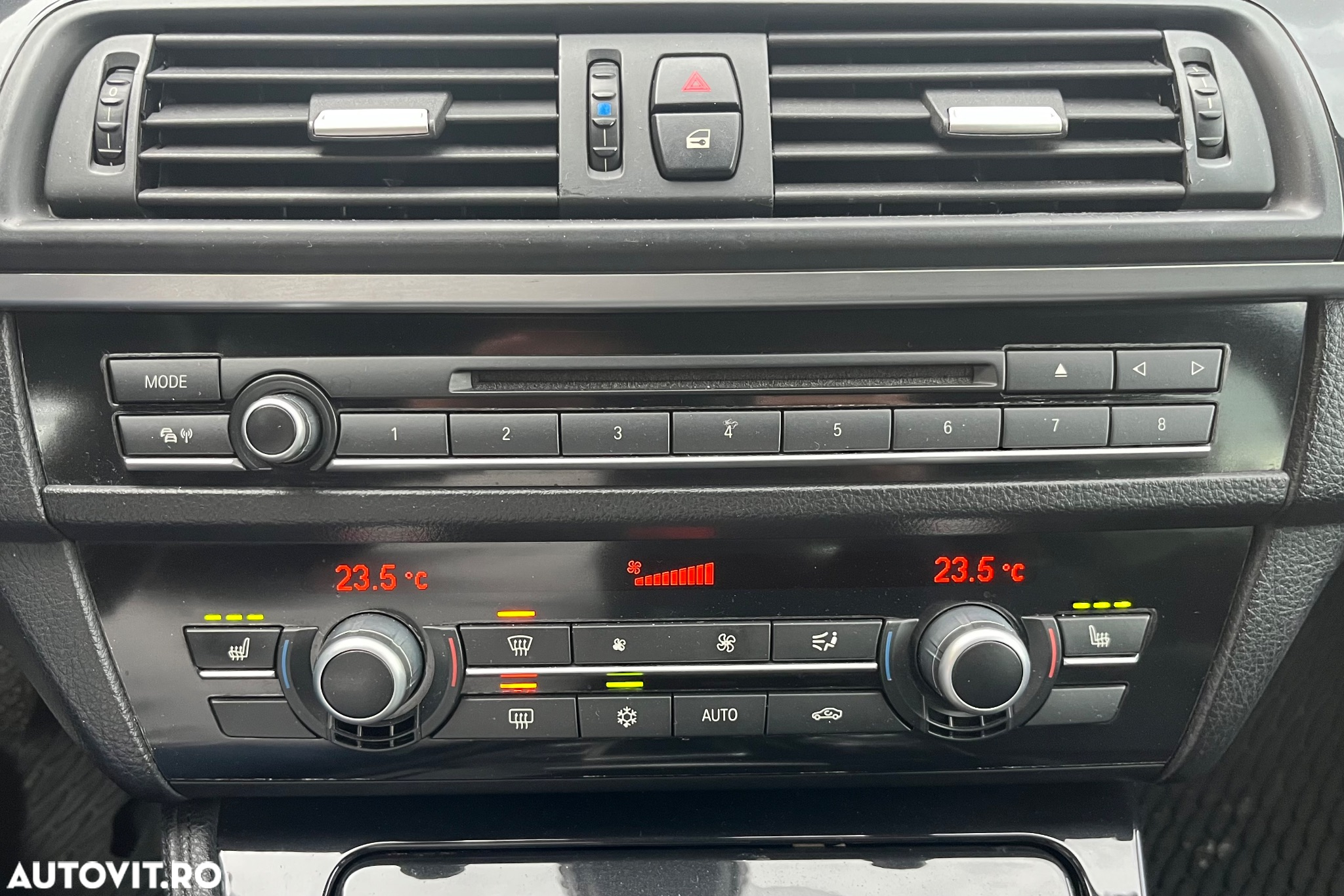 BMW Seria 5 525d Touring Sport-Aut. - 17