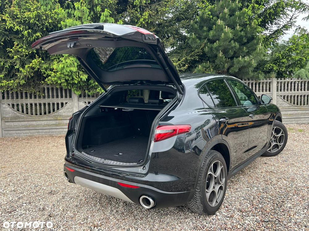 Alfa Romeo Stelvio 2.2 JTDM Executive Q4 - 7