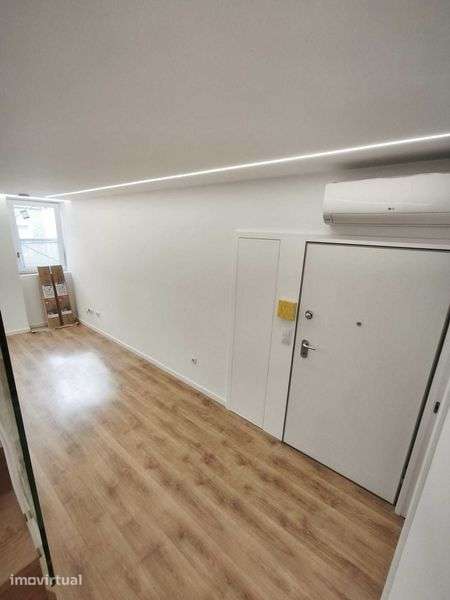 Anjos Living | T1 Duplex no Coração da Beira Mar, Aveiro - Grande imagem: 3/9
