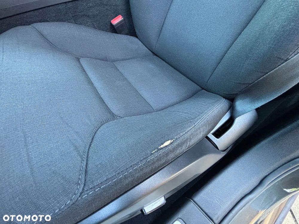 Volvo V60 B3 B DKG Momentum Pro - 15