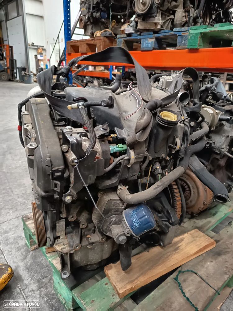 Motor Dacia Sandero 1.5 DCI 2015 Ref: K9K 892 - 5