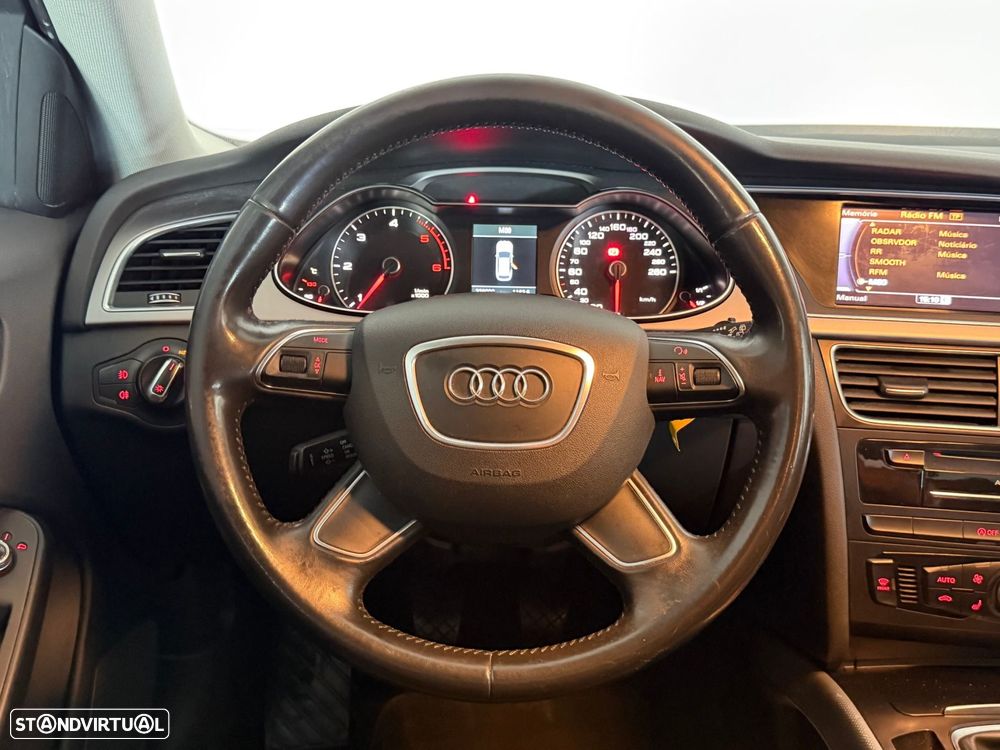 Audi A4 Avant 2.0 TDI Advance - 19
