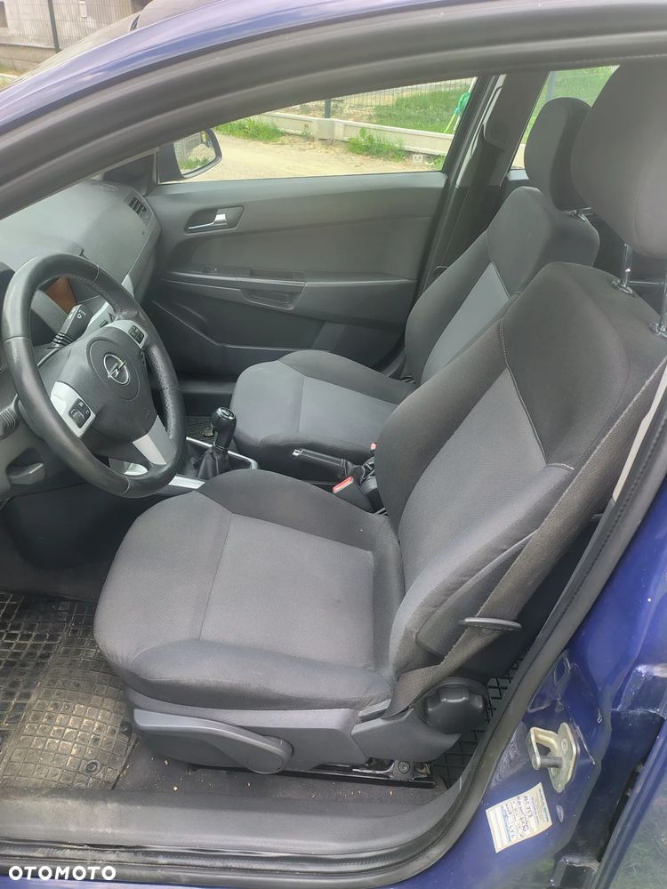 Opel Astra 1.6 Sport - 8