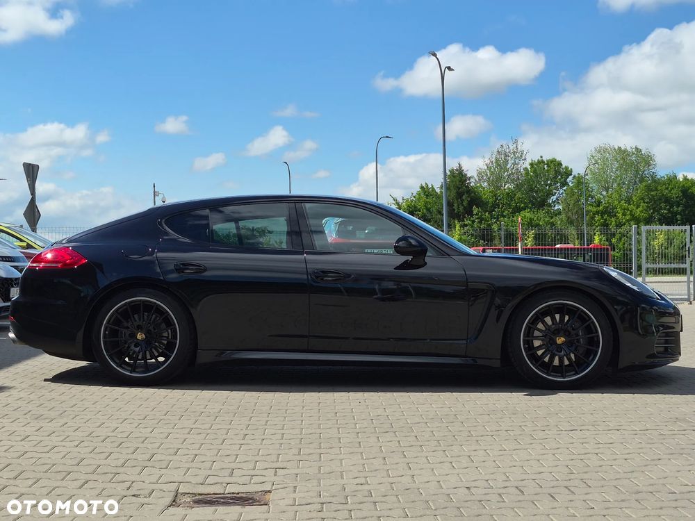 Porsche Panamera 4 Edition - 7