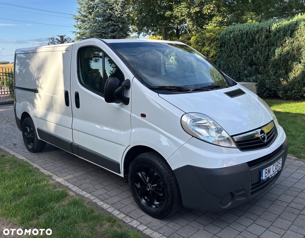 Opel Vivaro - 22