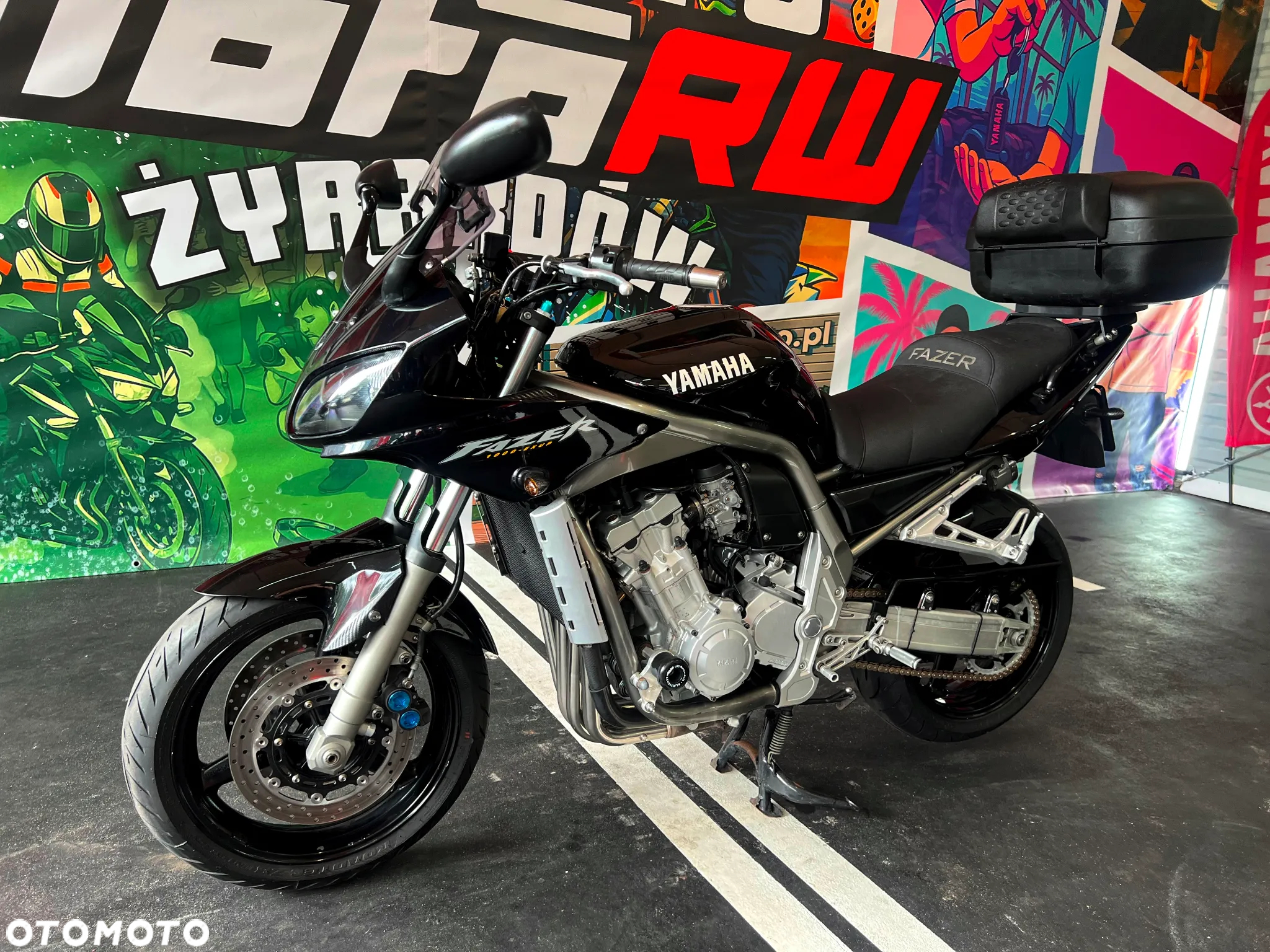 Yamaha FZS - 12