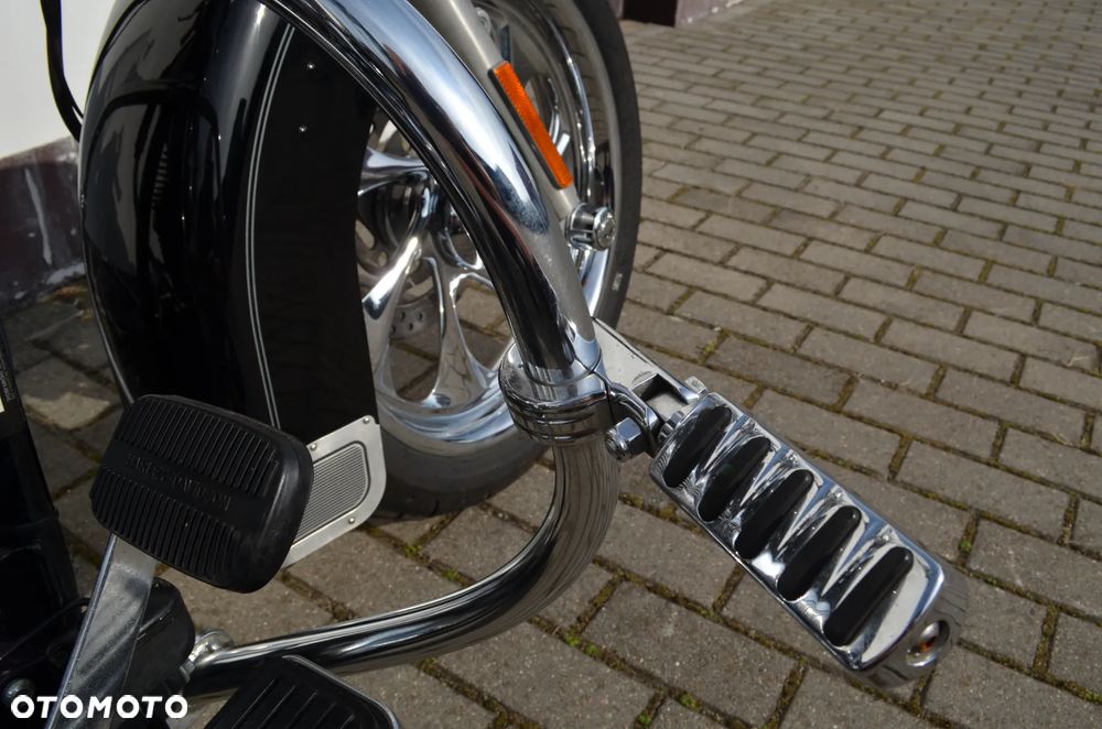 Harley-Davidson Softail Heritage Classic - 14