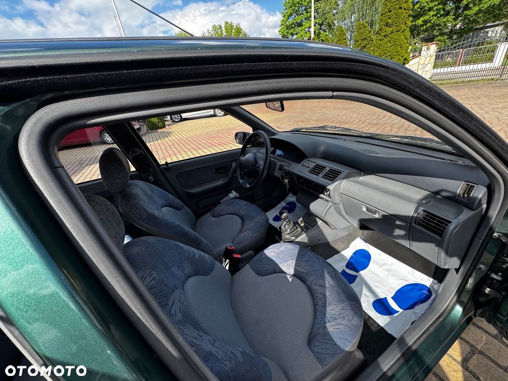 Renault Clio 1.2 - 25