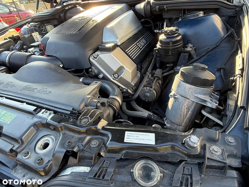 BMW Seria 5 - 16