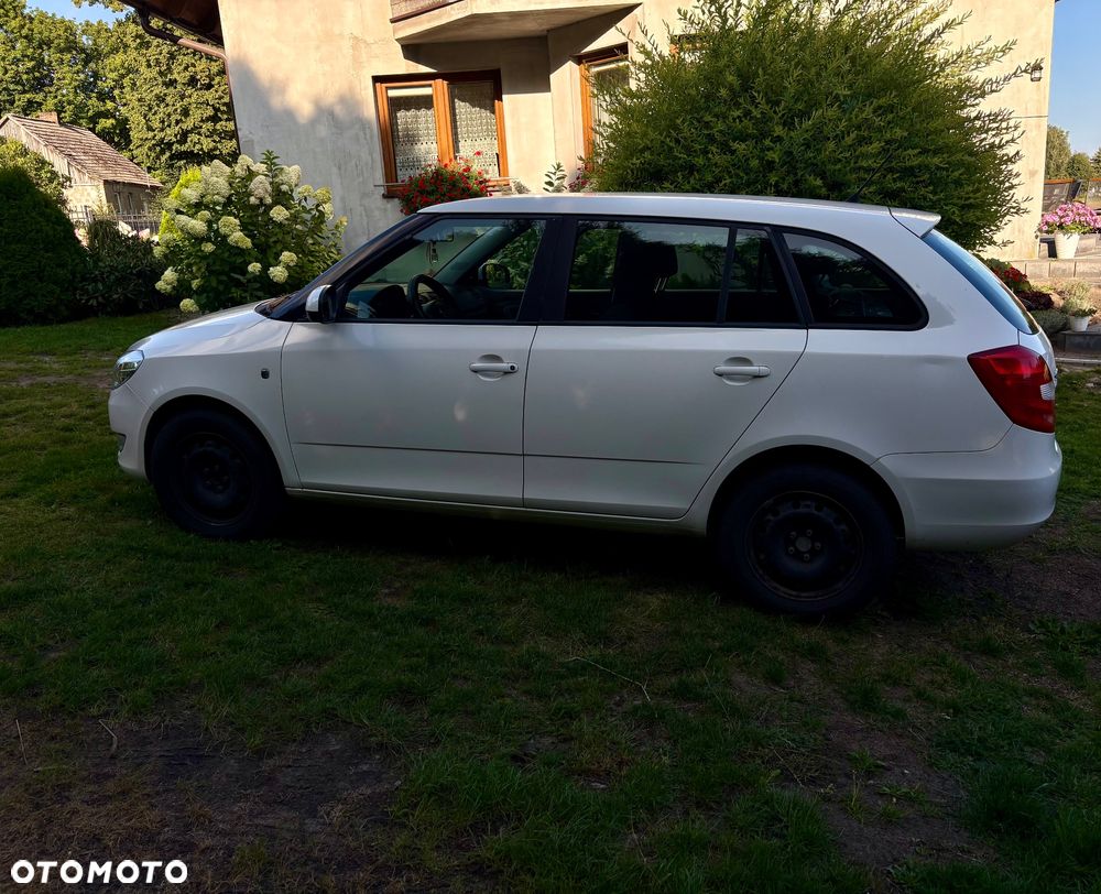 Skoda Fabia 1.6 TDI DPF Comfort - 3