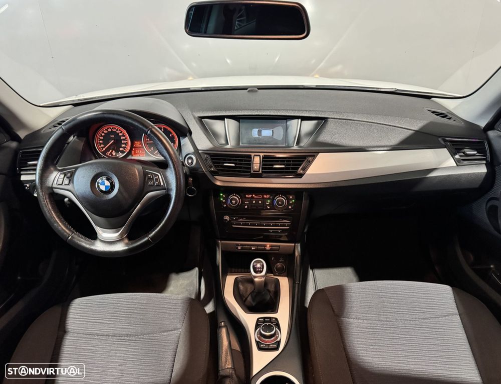 BMW X1 16 d sDrive Line Sport - 13