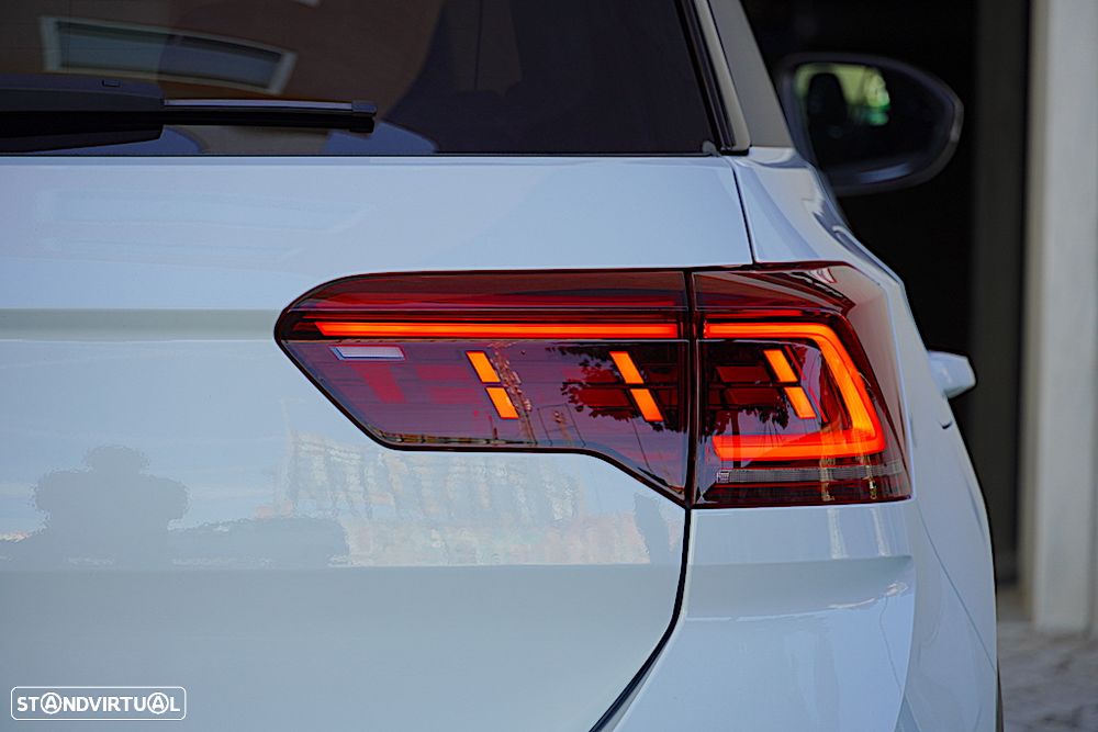 VW T-Roc 1.5 TSI R-Line DSG - 11