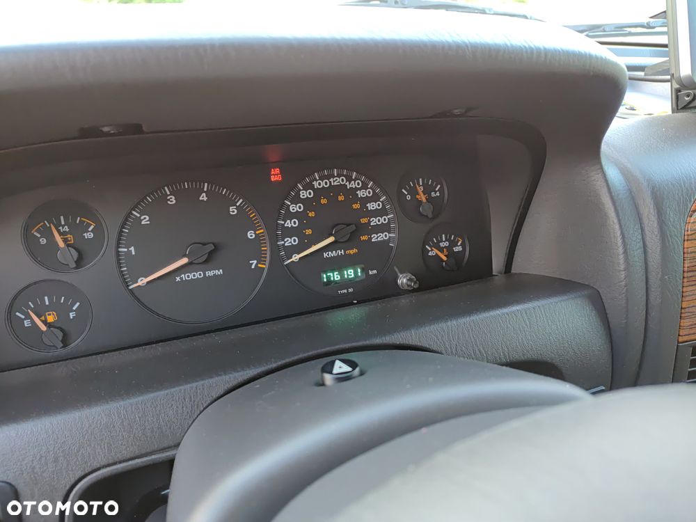 Jeep Grand Cherokee 4.7 Limited - 8