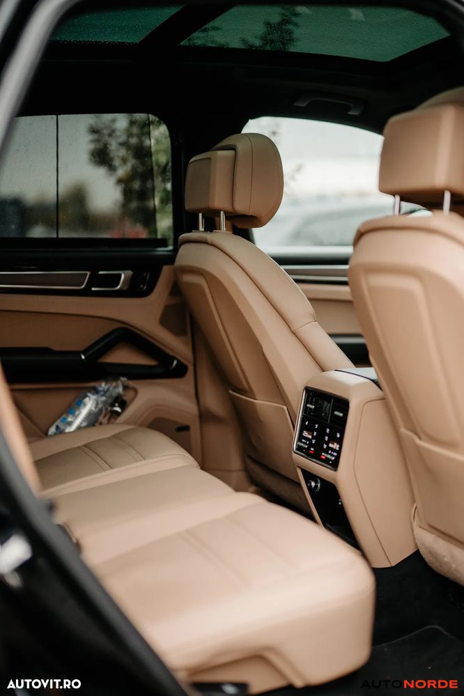 Porsche Cayenne E-Hybrid Tiptronic S - 31