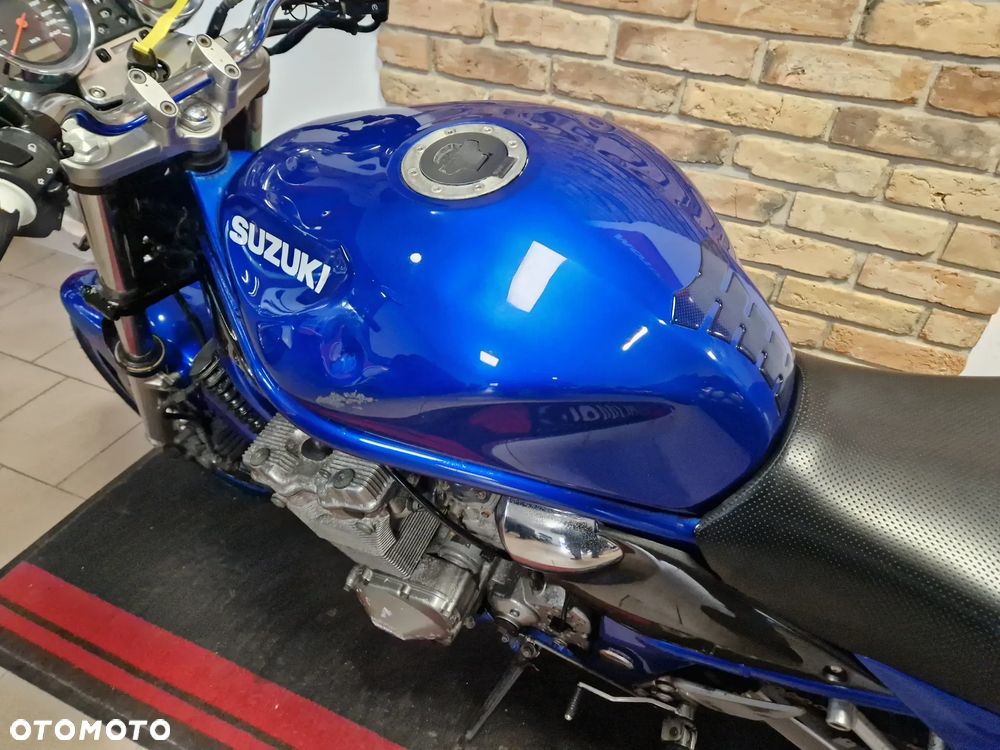 Suzuki Bandit - 27