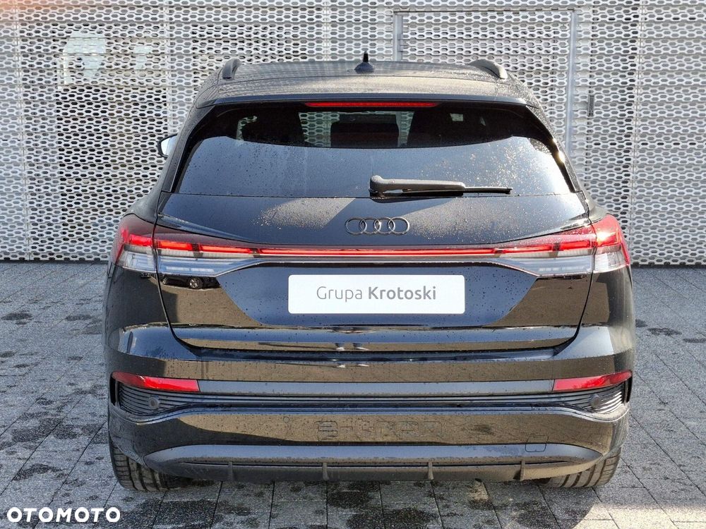 Audi Q4 e-tron - 6