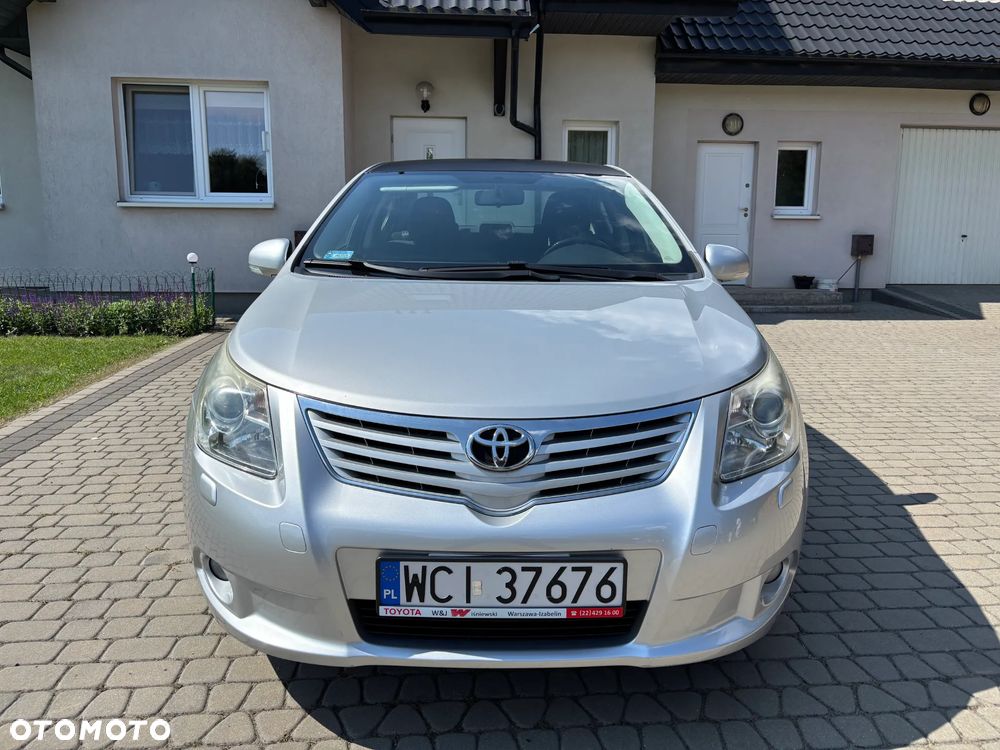 Toyota Avensis 1.8 Luna - 8