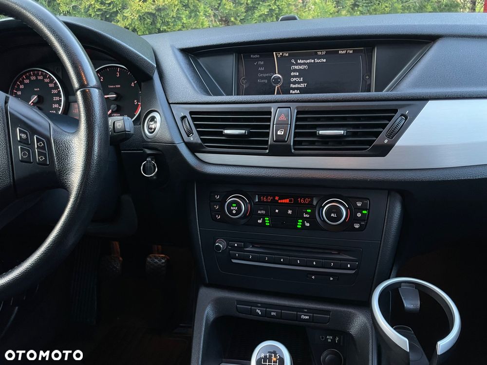 BMW X1 sDrive20d - 23