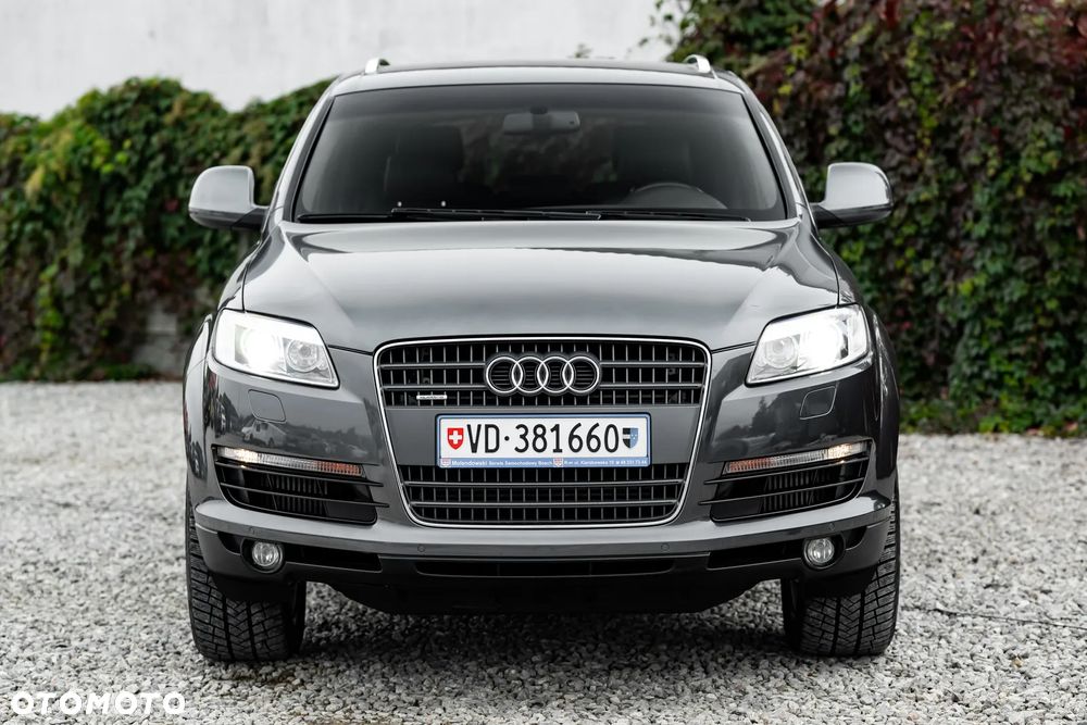 Audi Q7 2008 photo 4