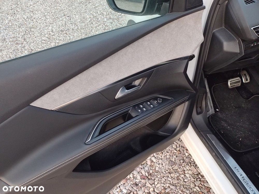 Peugeot 5008 1.5 BlueHDi GT S&S EAT8 - 13