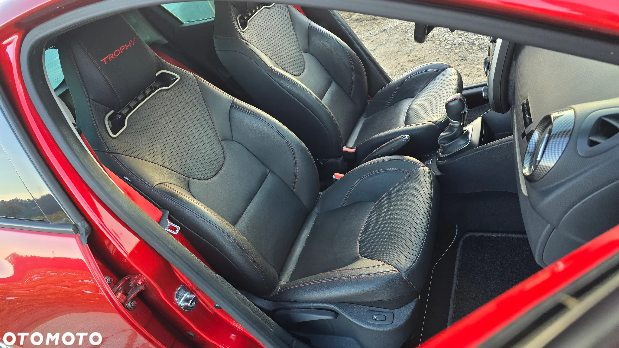 Renault Clio TCe 220 EDC R.S Trophy - 13