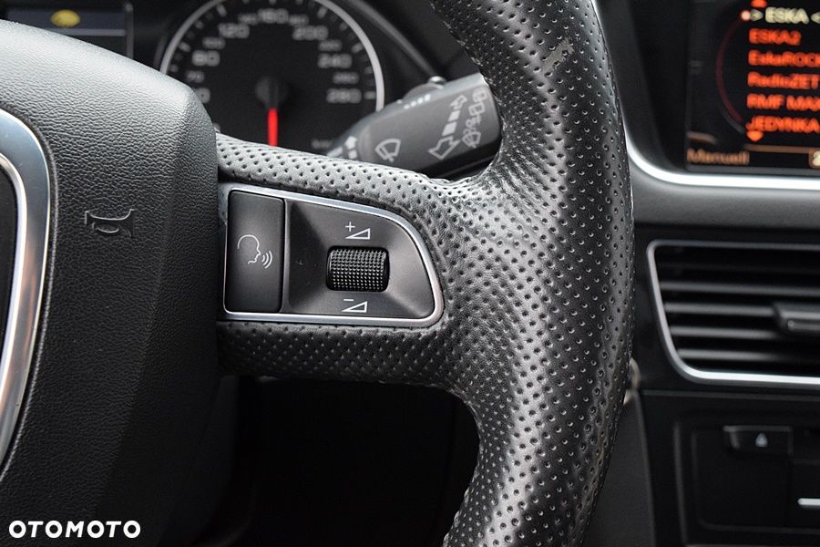 Audi Q5 3.2 FSI Quattro S tronic - 32